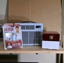 Lancheira Bif Bang Pow Showtime Dexter unidade CA com estojo Bloodslide e boneco de ação, usado comprar usado  Enviando para Brazil