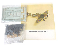 Modellino aereo supermarine usato  Vimodrone
