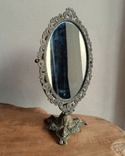 Patinated metal oval d'occasion  Expédié en Belgium