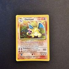 Carta pokemon charizard usato  Udine