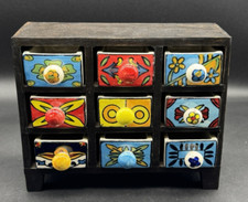 Madeira, 9 gavetas de cerâmica, boticário/joias/baú de especiarias, caixa com gavetas comprar usado Madeira, 9 gavetas de cerâmica, boticário/joias/baú de especiarias, caixa com gavetas comprar usado  Enviando para Brazil