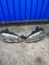 Fari anteriori mazda usato  Pomezia