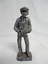 Estatueta caixa de música acordeão banda Michael Ricker Pewter Park City comprar usado Estatueta caixa de música acordeão banda Michael Ricker Pewter Park City comprar usado  Enviando para Brazil