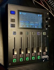 Interface de mixer de streaming Boss Gigcaster 5 caixa aberta comprar usado  Enviando para Brazil