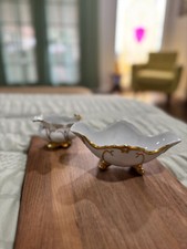 Set elegant white for sale  Las Vegas