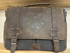 The witcher white d'occasion  Expédié en Belgium