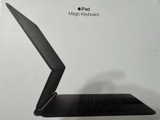 Apple Magic Keyboard iPad Pro 11" PRETO MJQT3LL/A comprar usado  Enviando para Brazil