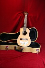Awesome quality ukulele for sale Awesome quality ukulele for sale  Williston Park