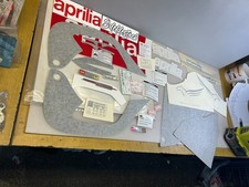Kit stickers complet d'occasion  Verneuil-l'Étang