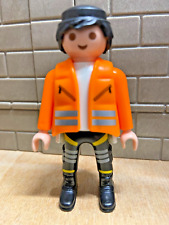 Playmobil personnage policier d'occasion  Saint-Loup-Géanges