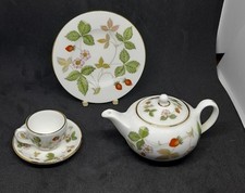 Wedgewood wild strawberry for sale  ASHFORD