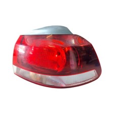 Fanale esterno posteriore usato Fanale esterno posteriore usato  Iglesias