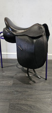 Dressage saddle 17.5 for sale  HOLYHEAD