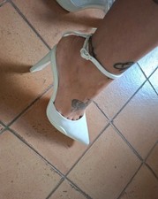 Decollete high heels usato  Italia