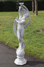 Statua arredo giardino usato  Frugarolo