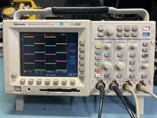 Tektronix digital oscilloscope for sale  GLOUCESTER