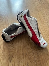 Usado, Sapatilhas de couro PUMA FERRARI em branco e vermelho Reino Unido 9 EUA 10 EUR 43/99p SEM CADARÇOS comprar usado  Enviando para Brazil