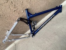 Medium blue turner for sale  North Hollywood