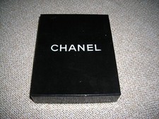 Chanel scatola box usato  Italia