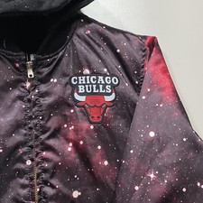 Jaqueta com capuz NBA Chicago Bulls Galaxy Stars forrada em colcha infantil: M (10-12) comprar usado  Enviando para Brazil