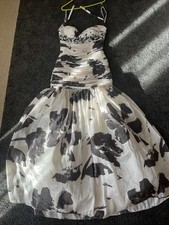 sousourada dress for sale  LOUGHBOROUGH