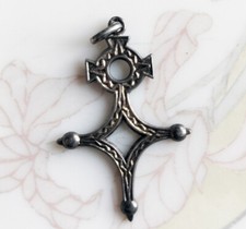 Ancien croix agadès d'occasion  Limoges-
