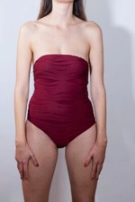 Body bordeaux elasticizzato usato  Parma