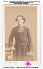 Jeune prêtre pose d'occasion  Chaumont