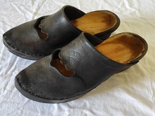 Ancienne paire sabots d'occasion  Chambon-sur-Voueize