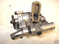 Oil pump 750 d'occasion  Expédié en Belgium