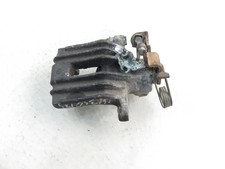 ZACISK LEWY TYŁ VW PASSAT B5 Variant (3B5) 1.8 T - APU M975948 na sprzedaż  PL