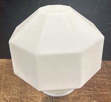 Usado, Antigo vidro leitoso opala art déco 8 painéis luminária octógono sombra 7” diâmetro. 6” Ht comprar usado  Enviando para Brazil