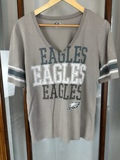 Camiseta Philadelphia Eagles Feminina Tamanho G Decote V Cinza Pulôver Oficial NFL comprar usado  Enviando para Brazil