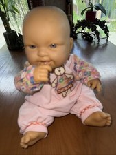 Boneca Berenguer bebê sorridente muito fofa toda de vinil olhos azuis articulados 16" dentes comprar usado Boneca Berenguer bebê sorridente muito fofa toda de vinil olhos azuis articulados 16" dentes comprar usado  Enviando para Brazil