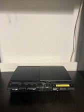 Sistema PlayStation 3 PS3 Super Slim preto CECH-4001C 500GB somente peças ou reparo comprar usado Sistema PlayStation 3 PS3 Super Slim preto CECH-4001C 500GB somente peças ou reparo comprar usado  Enviando para Brazil