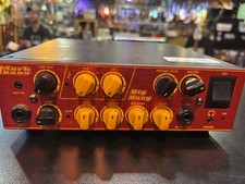 Pre owned markbass d'occasion  Expédié en Belgium