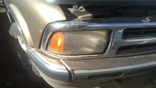 Passenger headlight chevrolet for sale  Bend