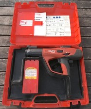 Pistola de pregos Hilti DX 460 acionada por pó ferramenta + estojo.  Excelente estado comprar usado  Enviando para Brazil