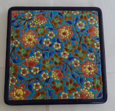 Plat motifs fleurs d'occasion  Nantes-