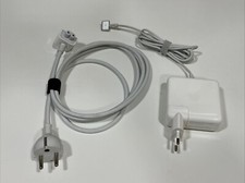 Apple alimentatore caricabatte usato  Russi