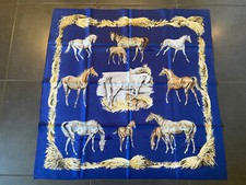 Foulard hermès soie d'occasion Foulard hermès soie d'occasion  Montpellier-