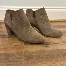 Lucky brand women for sale  Indian Trail