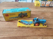 Corgi gift set d'occasion  Expédié en Belgium
