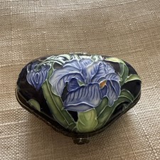 Benaya porcelain trinket for sale  CAMBERLEY