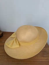 Beautiful gold coloured for sale  LONDON