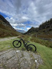 Mountain bike full for sale  GUISBOROUGH