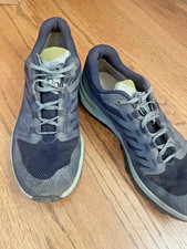 Solomon hiking shoes for sale  Woodland