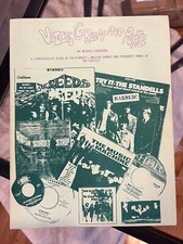 Voices Green And Purple: Guide Of California's Amazing Garage/Freakbeat Bands comprar usado  Enviando para Brazil