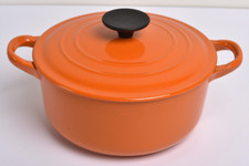 Creuset cocotte modèle d'occasion  Freneuse