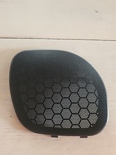 Grille enceinte arrière d'occasion Grille enceinte arrière d'occasion  Arzacq-Arraziguet